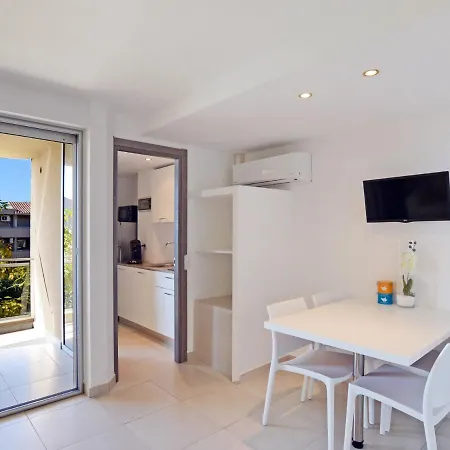 Mb4 Piscine By Interhome * Moriani-Plage