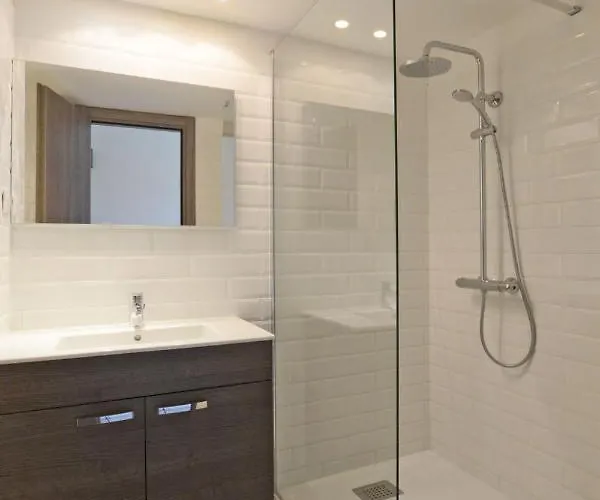 Mb4 Piscine By Interhome דירה מוריאני-פלאז'